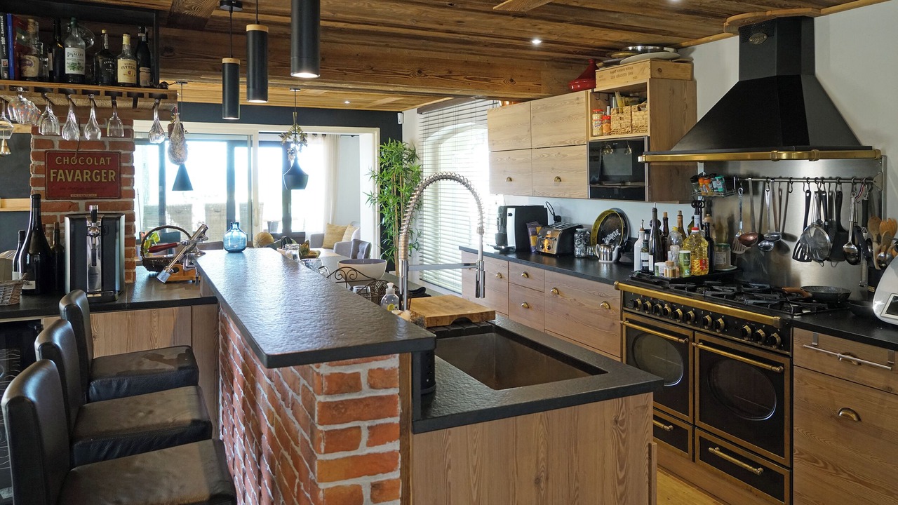 Photo of Kitchen in Allan