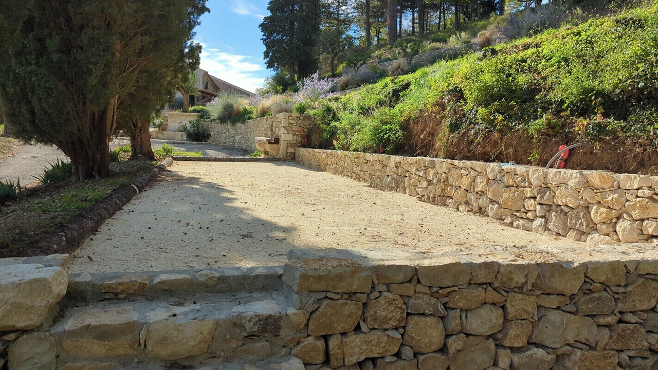 Photo of Outdoor in Allan