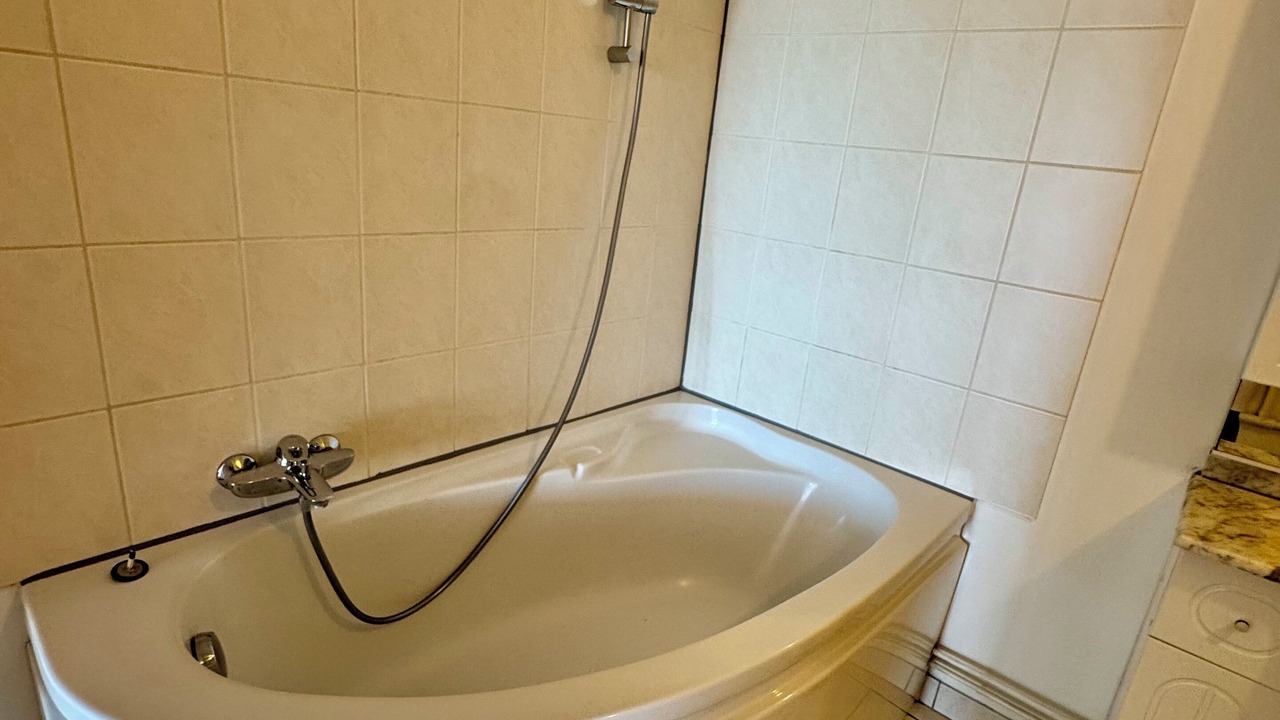 Photo of Bathroom in Socourt