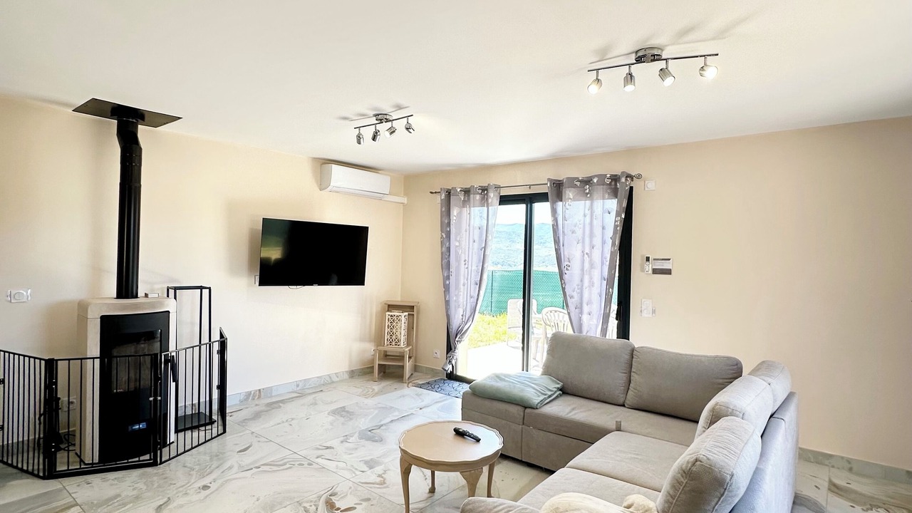 Photo of Livingroom in Rosans