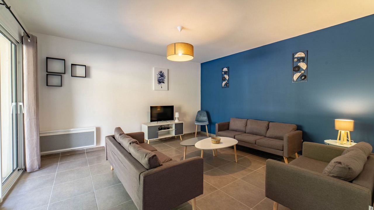 Photo of Livingroom in Vesseaux