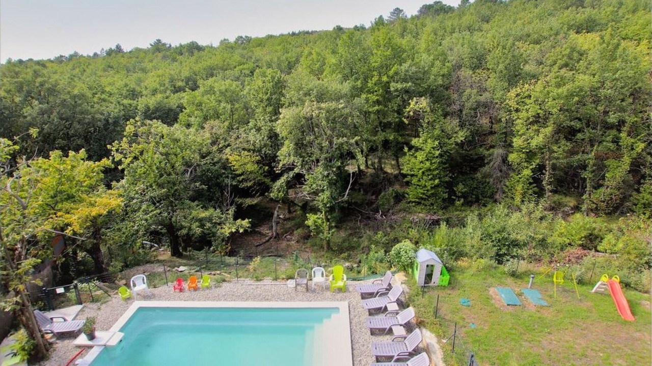 Photo of Outdoor in Vesseaux