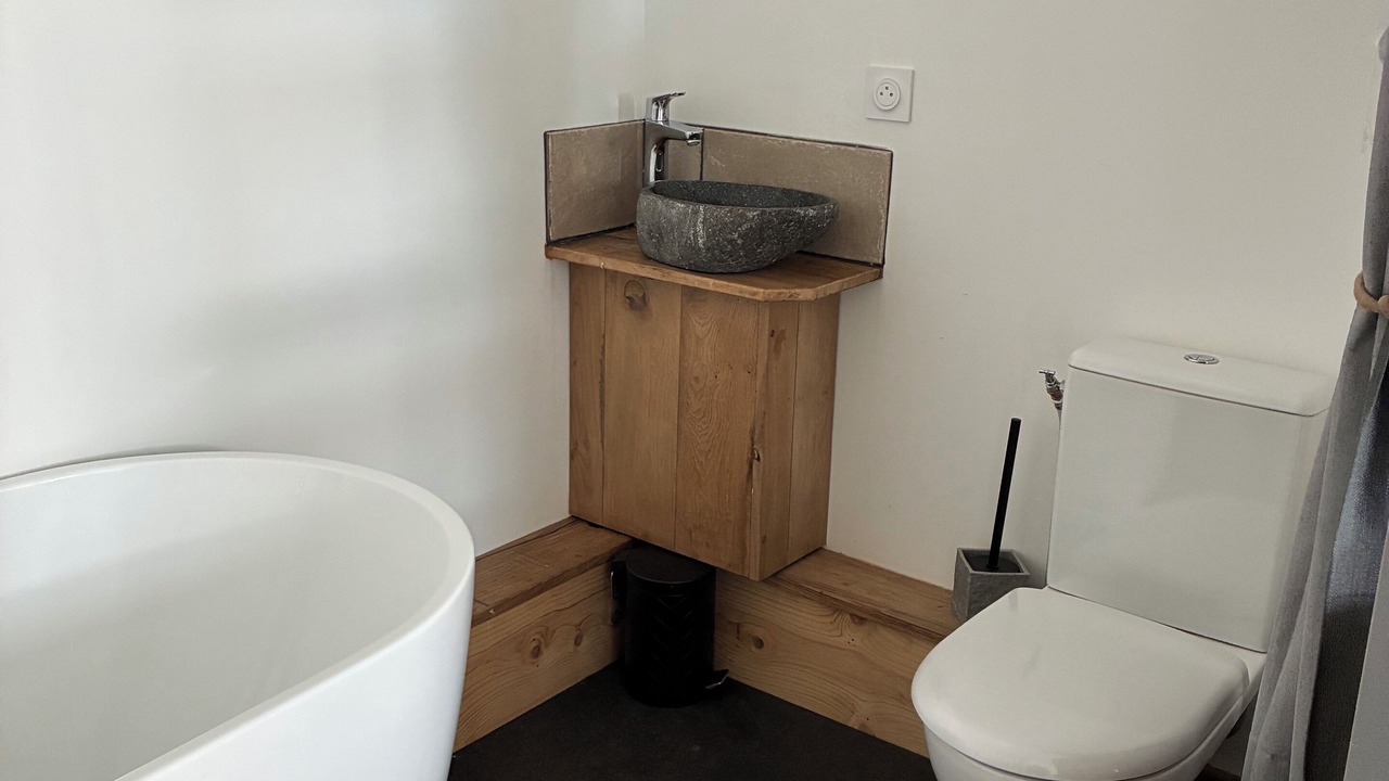 Photo of Bathroom in Dompierre-en-Morvan