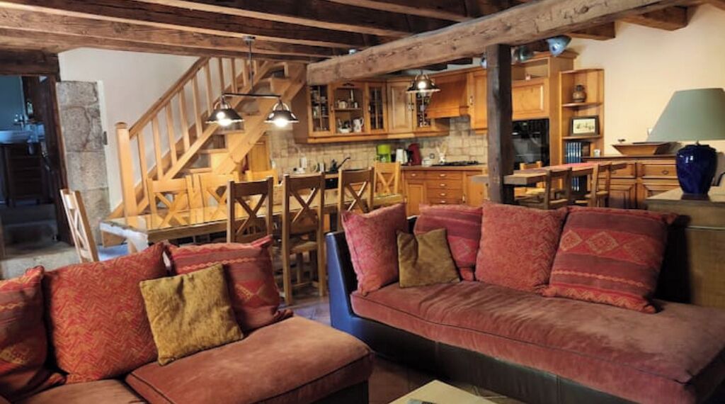 Photo of Livingroom in Saint-Just
