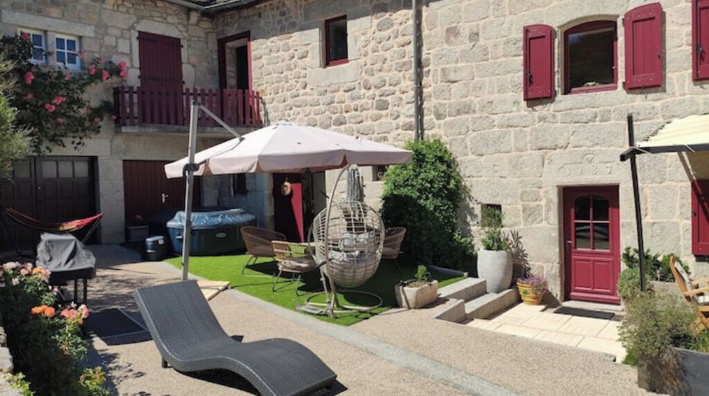 Photo of Patio Balcony in Saint-Just