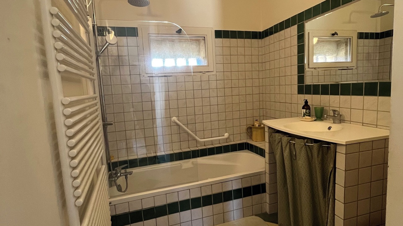Photo of Bathroom in Cleon-d'Andran