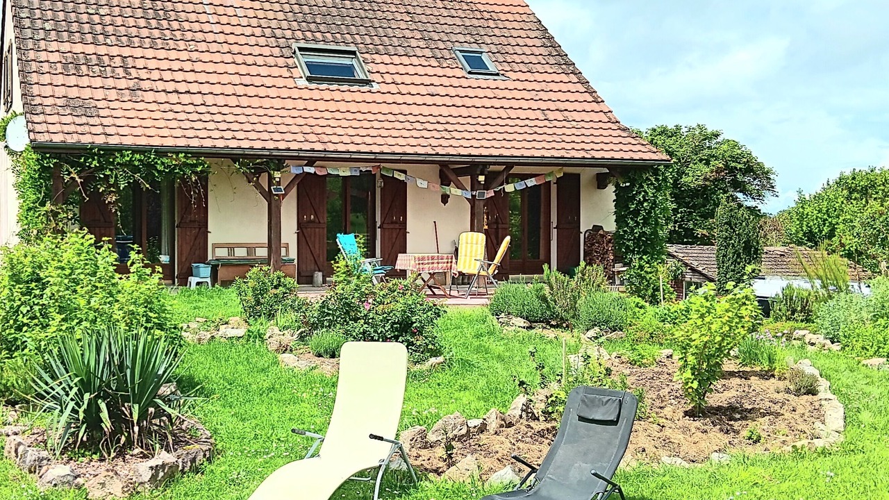 Photo of Outdoor in Curgy