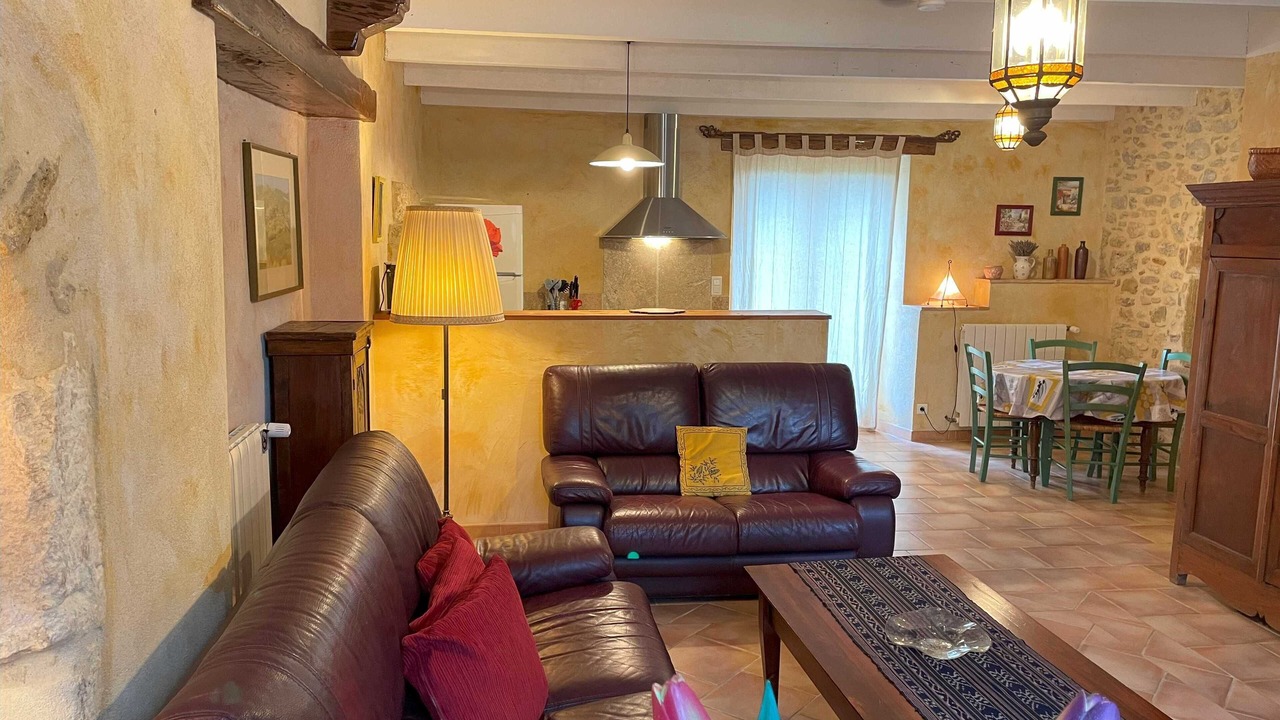 Photo of Livingroom in Suze-la-Rousse