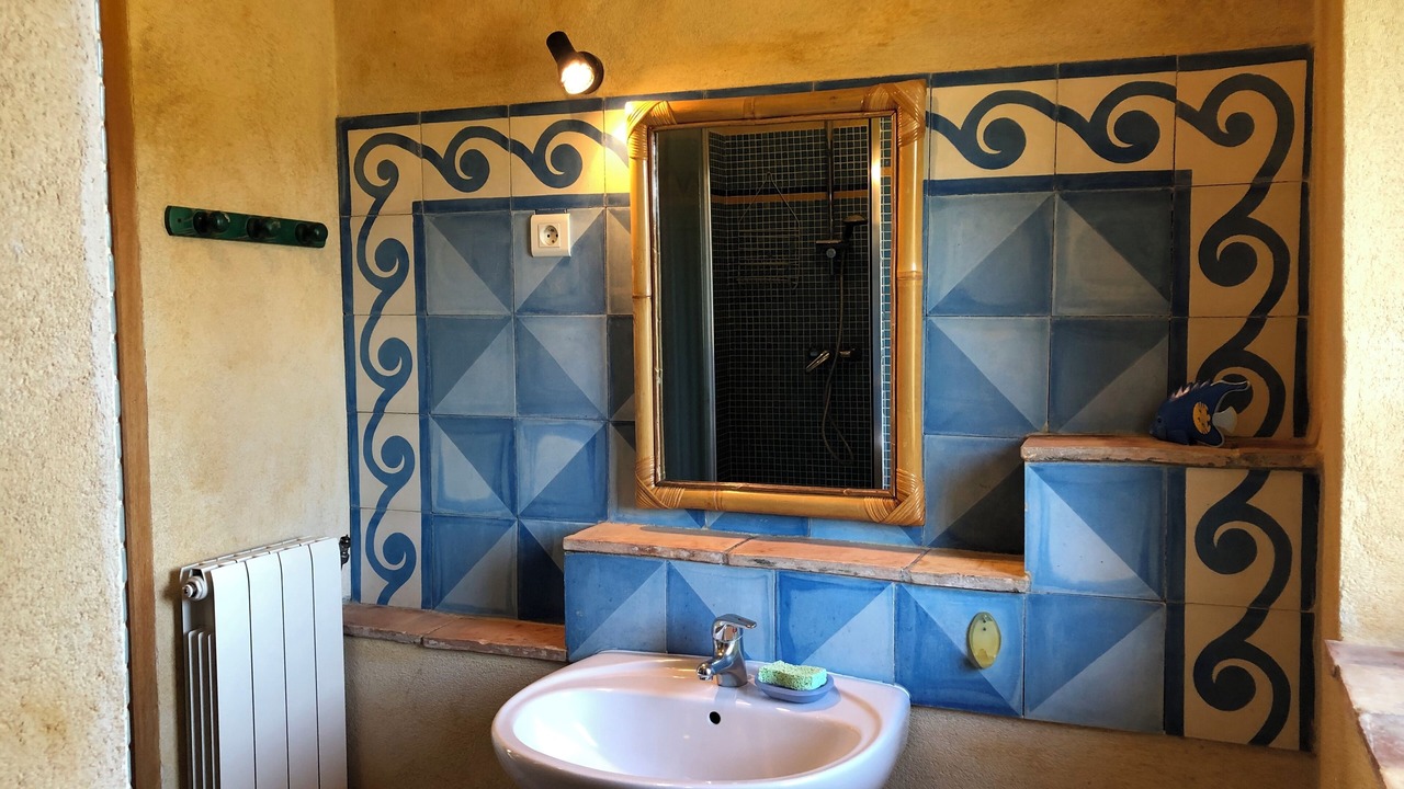 Photo of Bathroom in Suze-la-Rousse