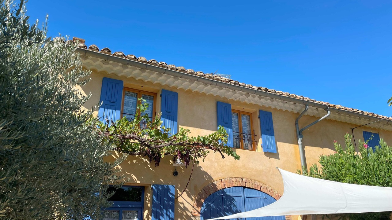 Photo of Outdoor in Suze-la-Rousse