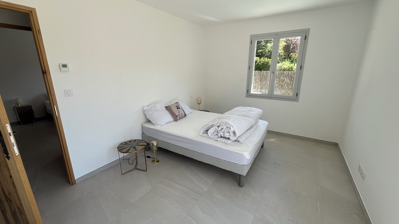 Photo of Bedroom in Malemort-du-Comtat
