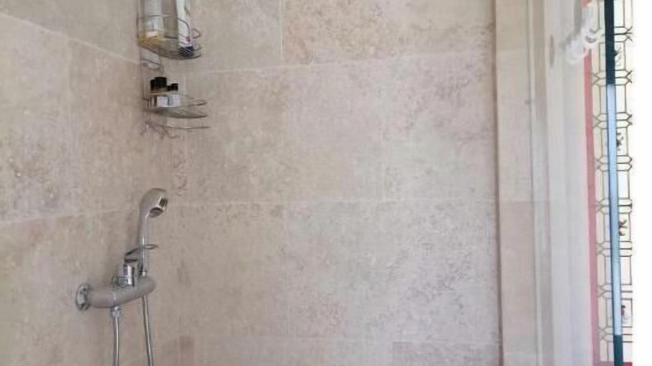 Photo of Bathroom in Vaux