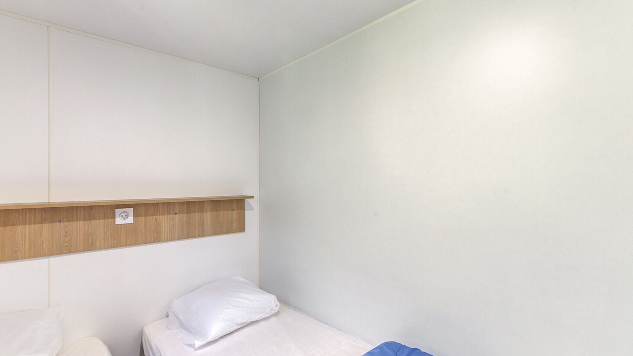 Photo of Bedroom in Vaulnaveys-le-Bas