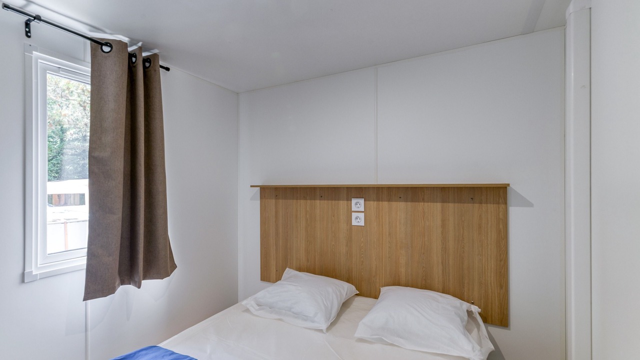 Photo of Bedroom in Vaulnaveys-le-Bas