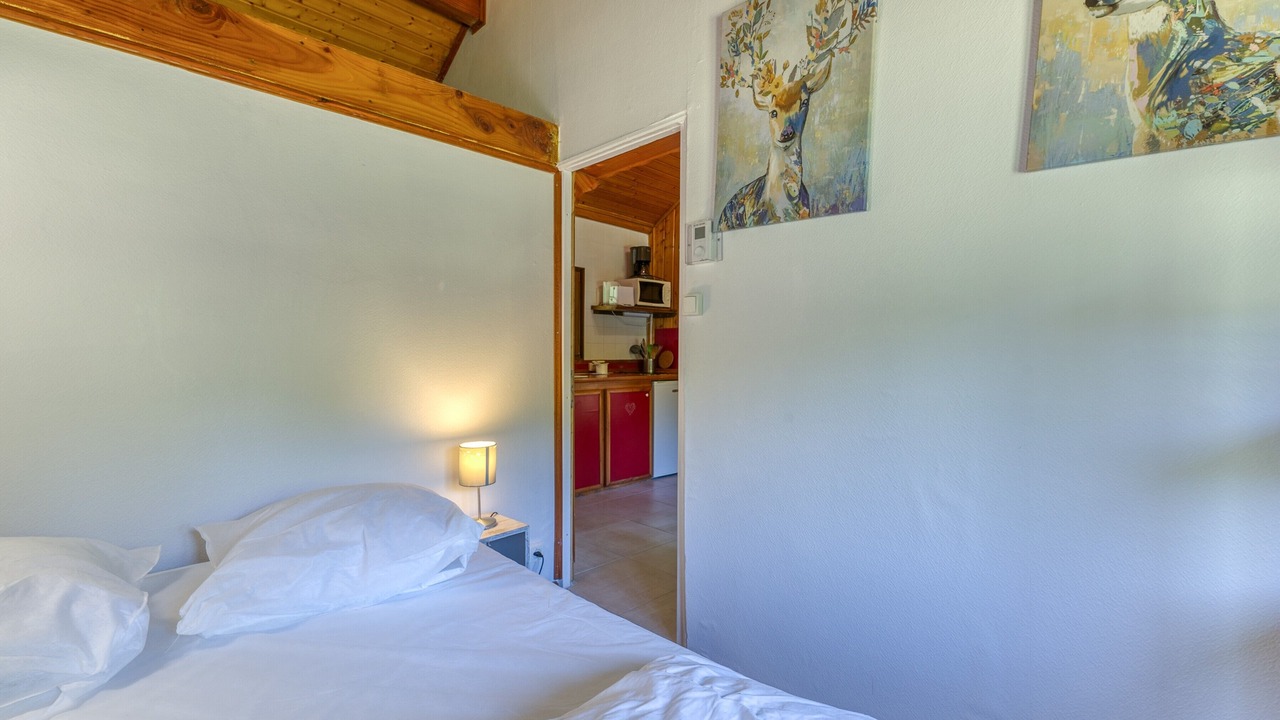 Photo of Bedroom in Vaulnaveys-le-Bas