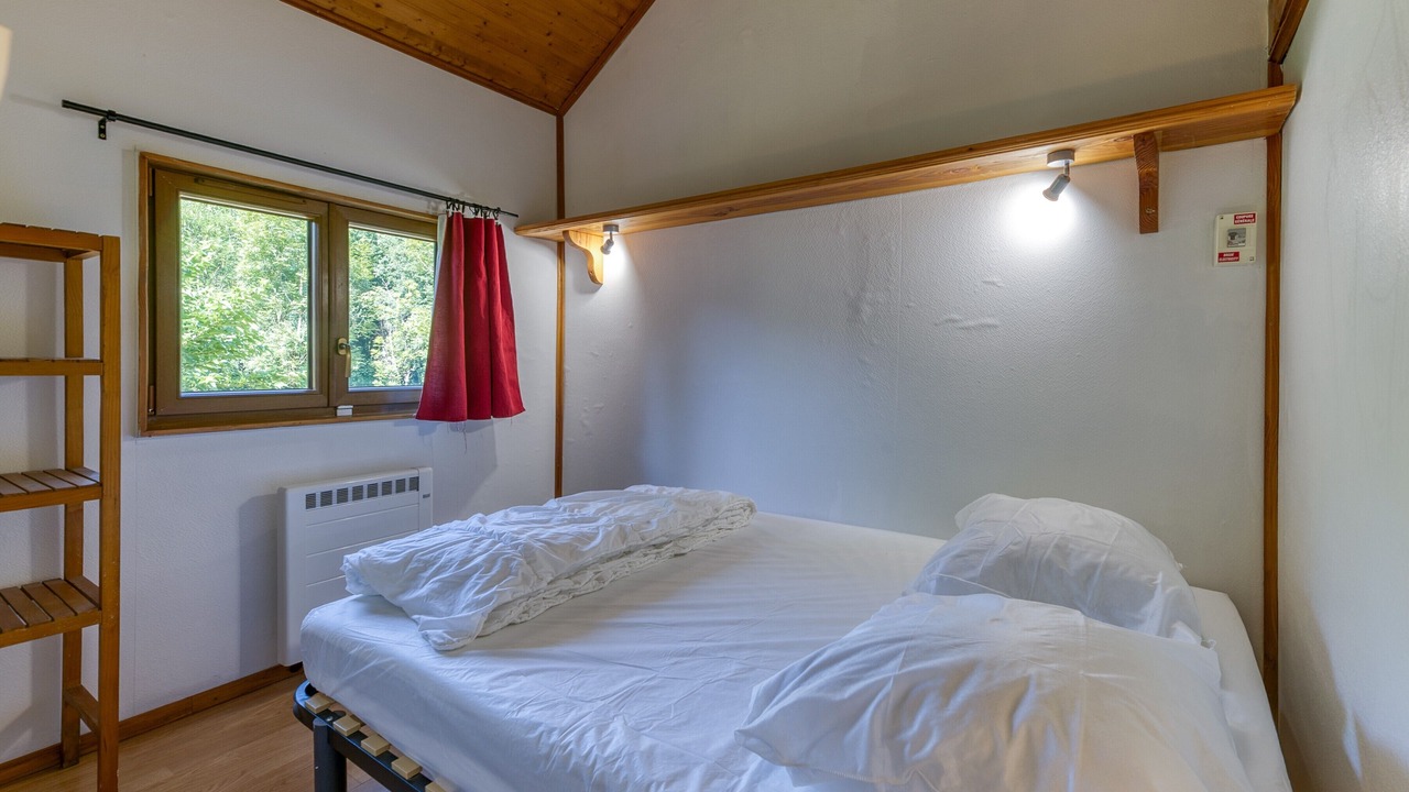 Photo of Bedroom in Vaulnaveys-le-Bas