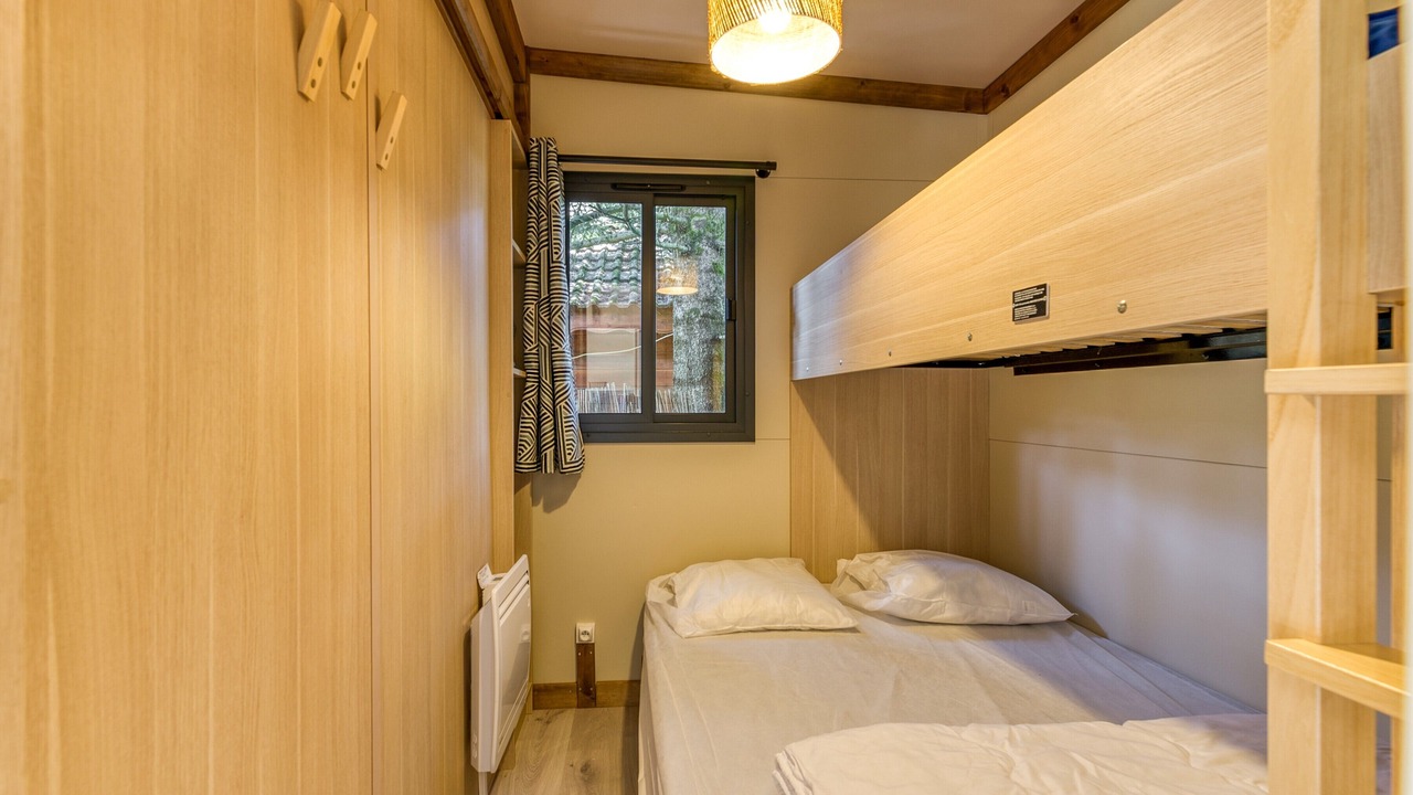 Photo of Bedroom in Vaulnaveys-le-Bas