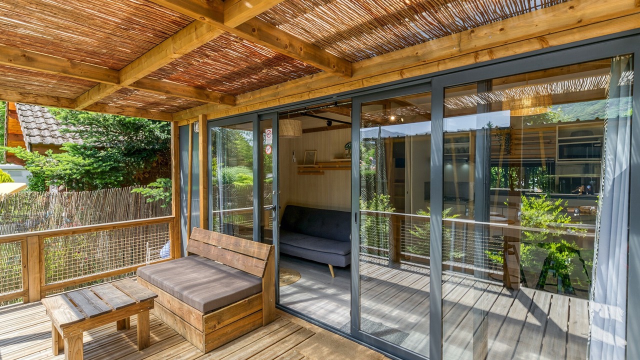 Photo of Patio Balcony in Vaulnaveys-le-Bas
