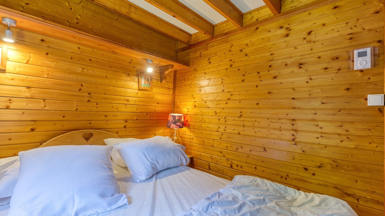 Photo of Bedroom in Vaulnaveys-le-Bas