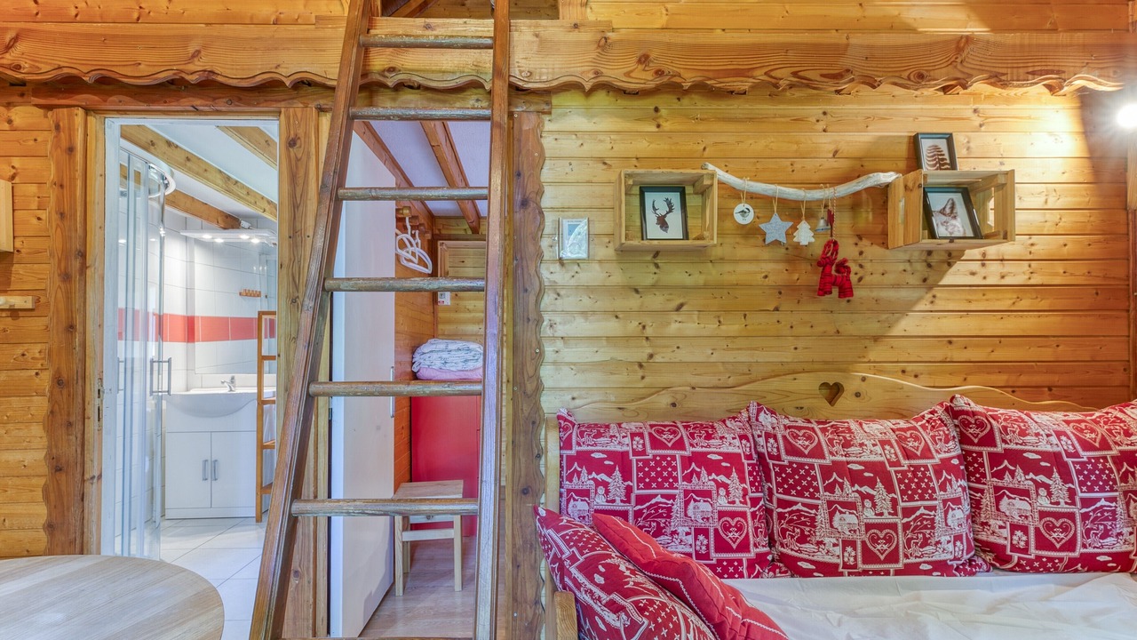 Photo of Bedroom in Vaulnaveys-le-Bas