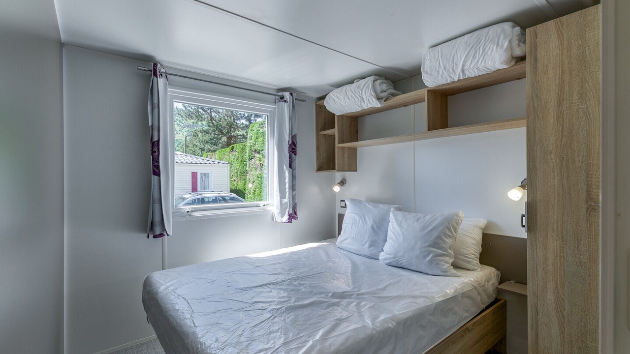 Photo of Bedroom in Vaulnaveys-le-Bas