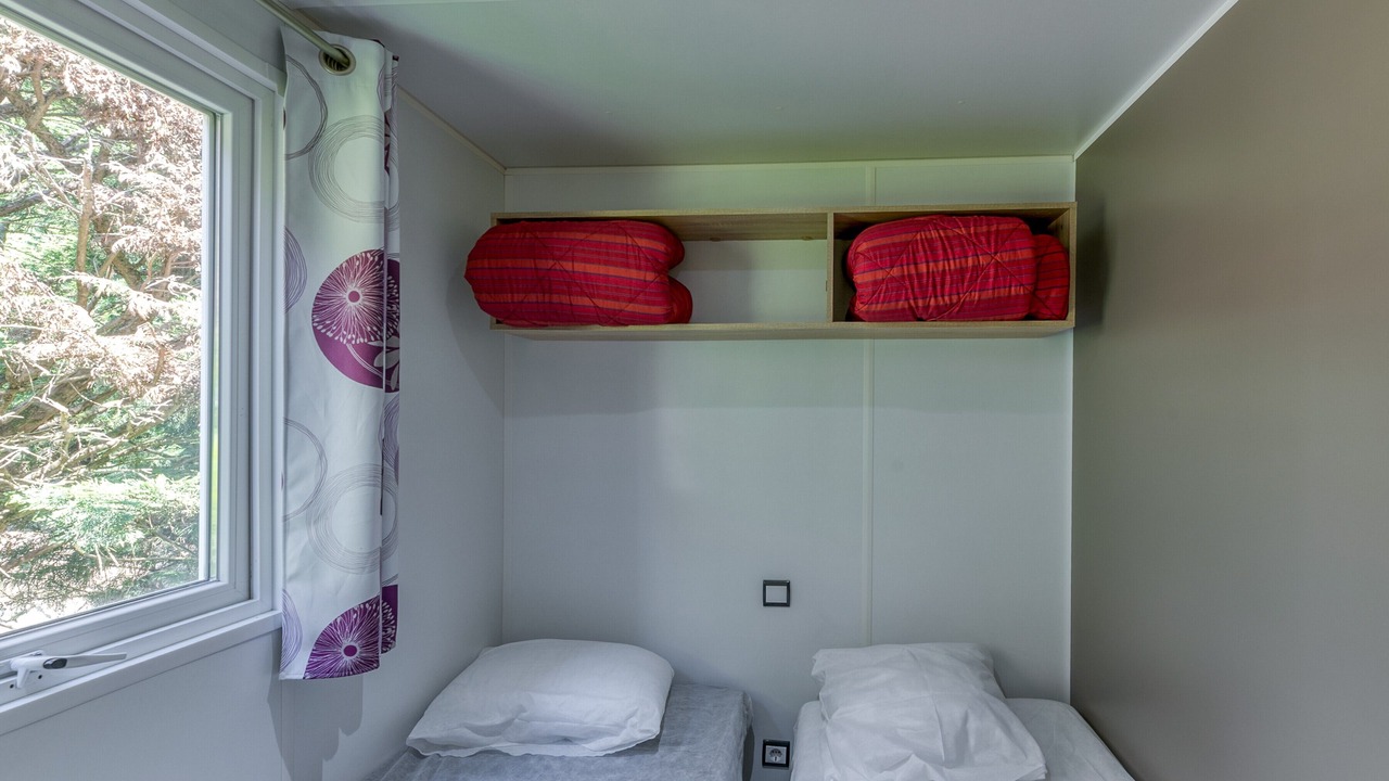 Photo of Bedroom in Vaulnaveys-le-Bas