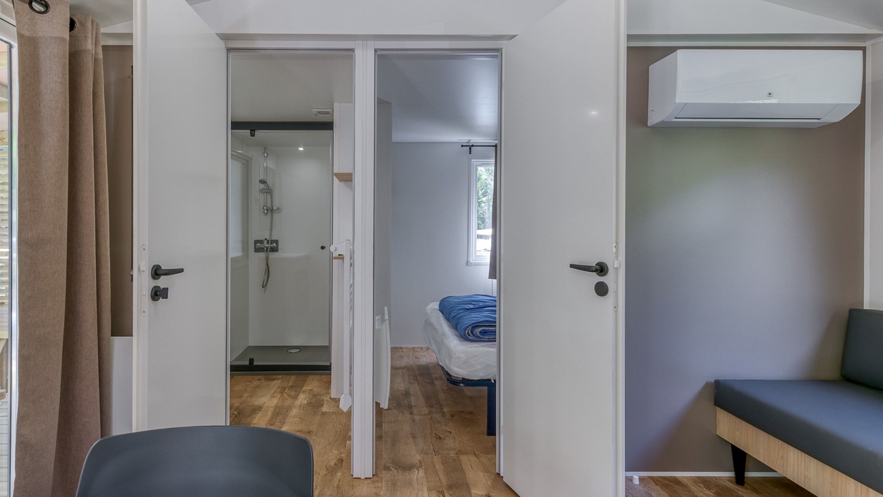 Photo of Bedroom in Vaulnaveys-le-Bas