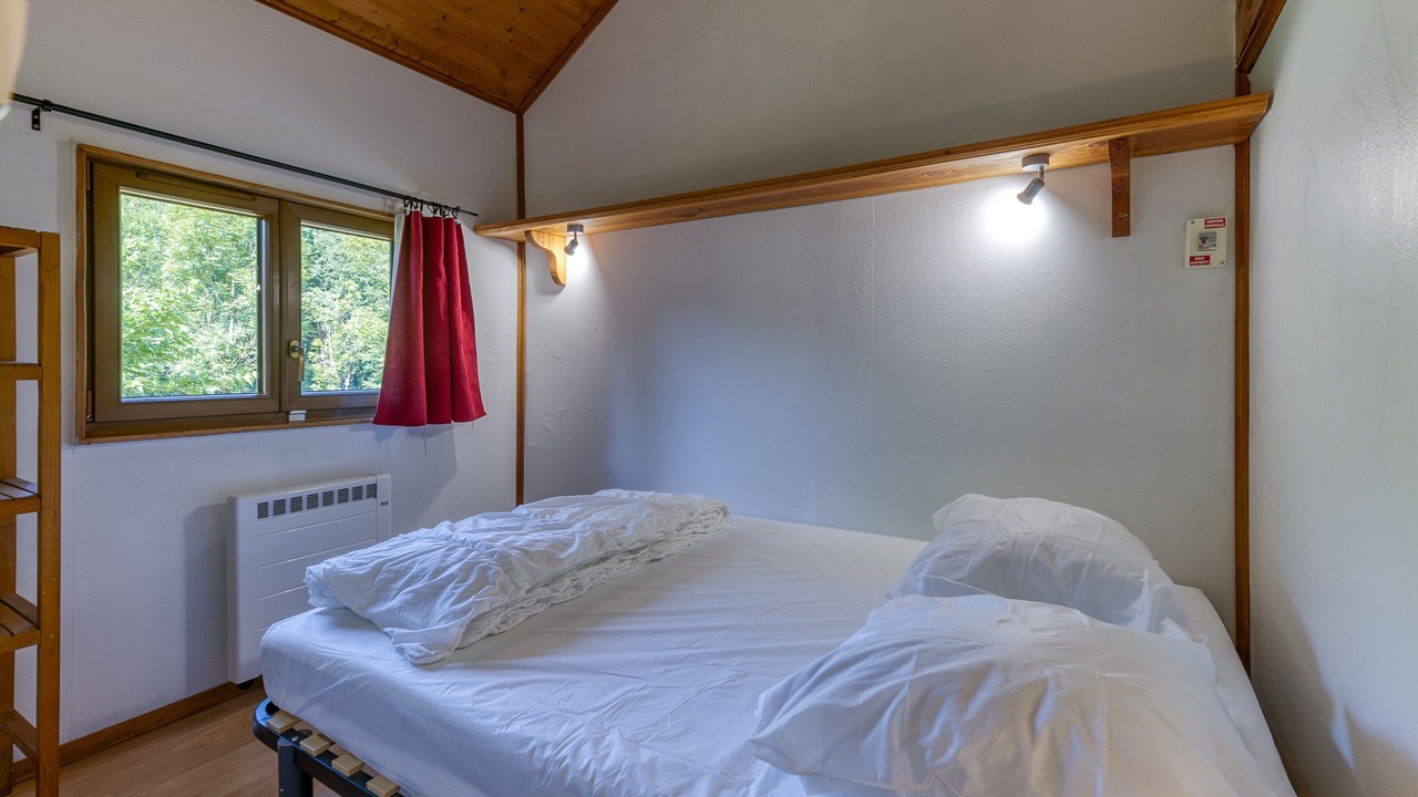 Photo of Bedroom in Vaulnaveys-le-Bas