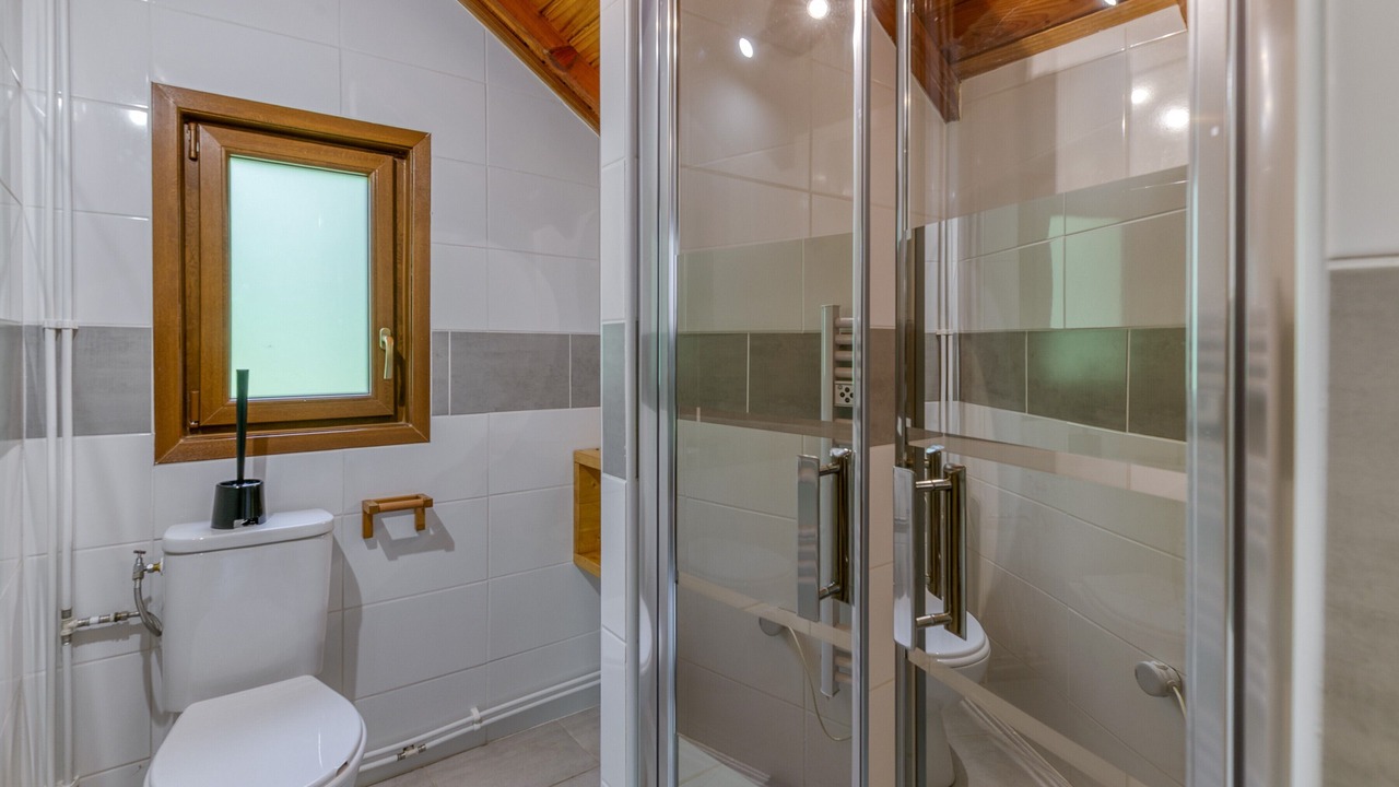 Photo of Bathroom in Vaulnaveys-le-Bas