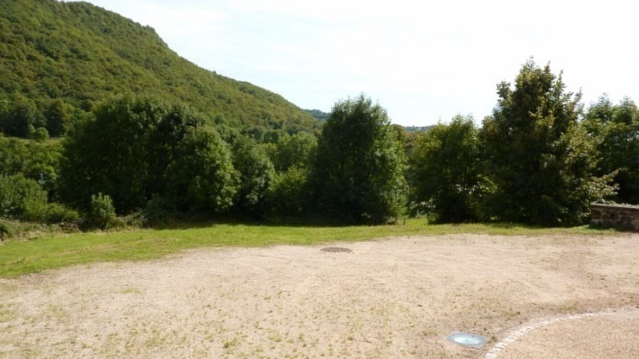 Photo of Outdoor in Saint-Martin-sous-Vigouroux