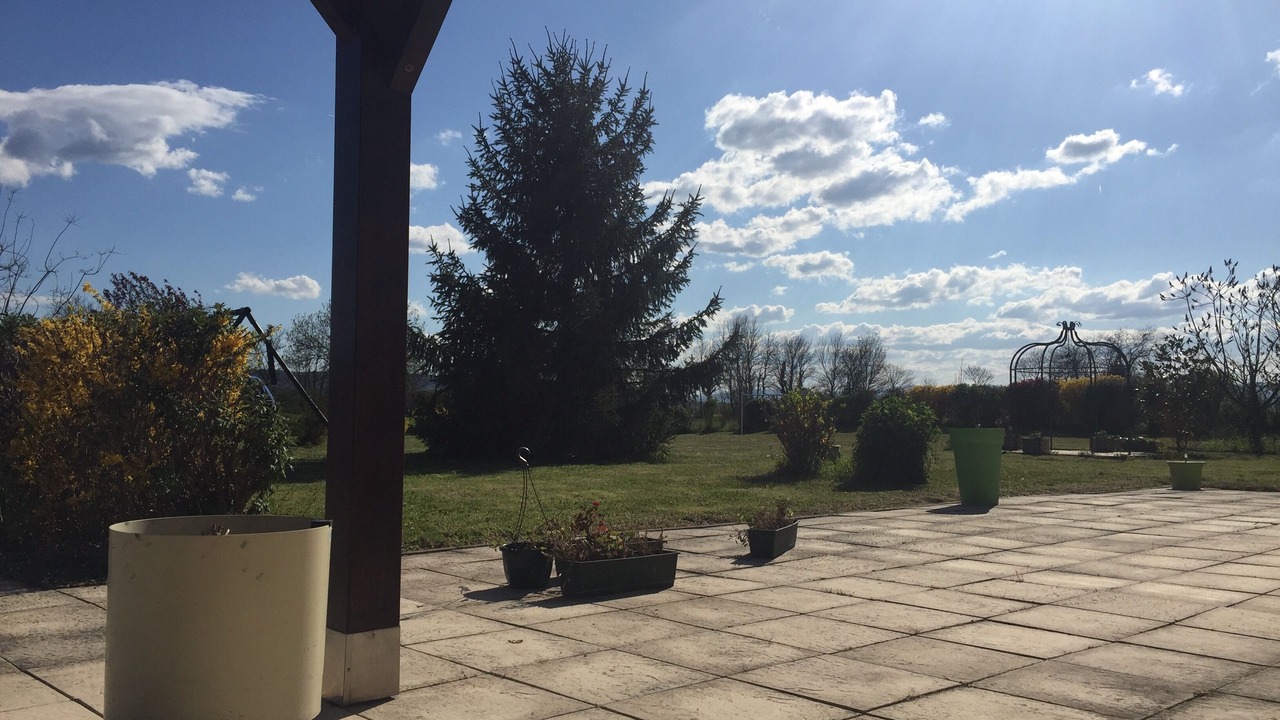 Photo of Patio Balcony in Epinouze