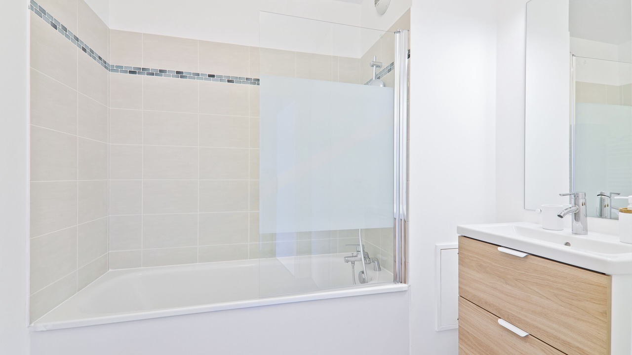 Photo of Bathroom in Vigneux-sur-Seine