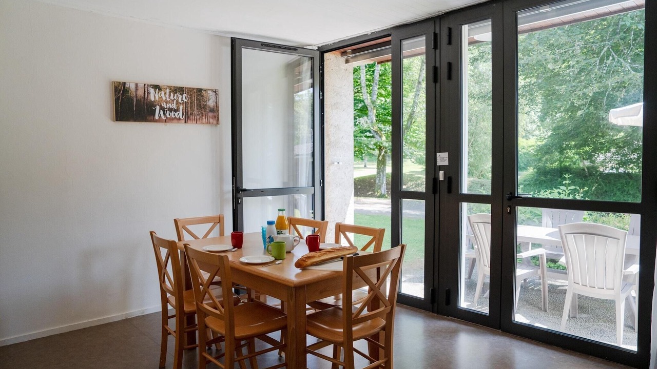 Photo of Livingroom in Champs-sur-Tarentaine-Marchal