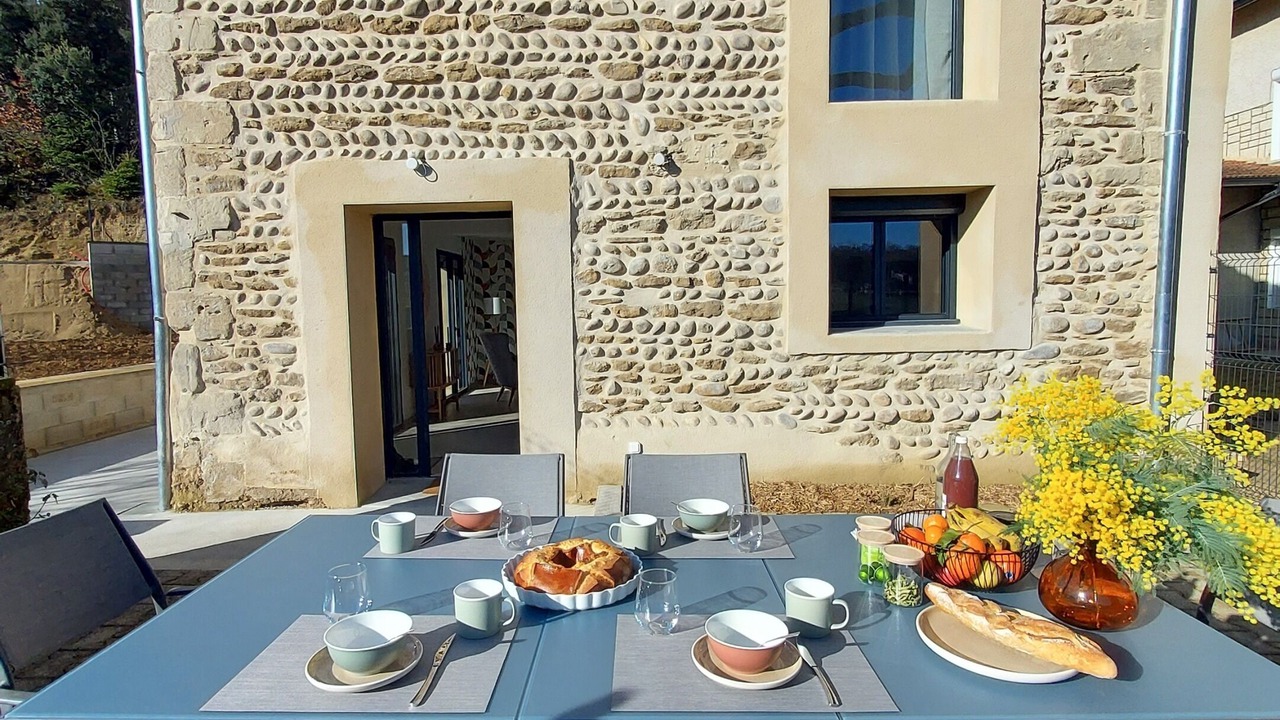 Photo of Outdoor in Peyrins
