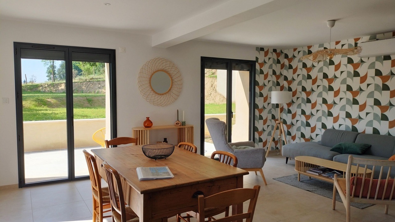 Photo of Livingroom in Peyrins
