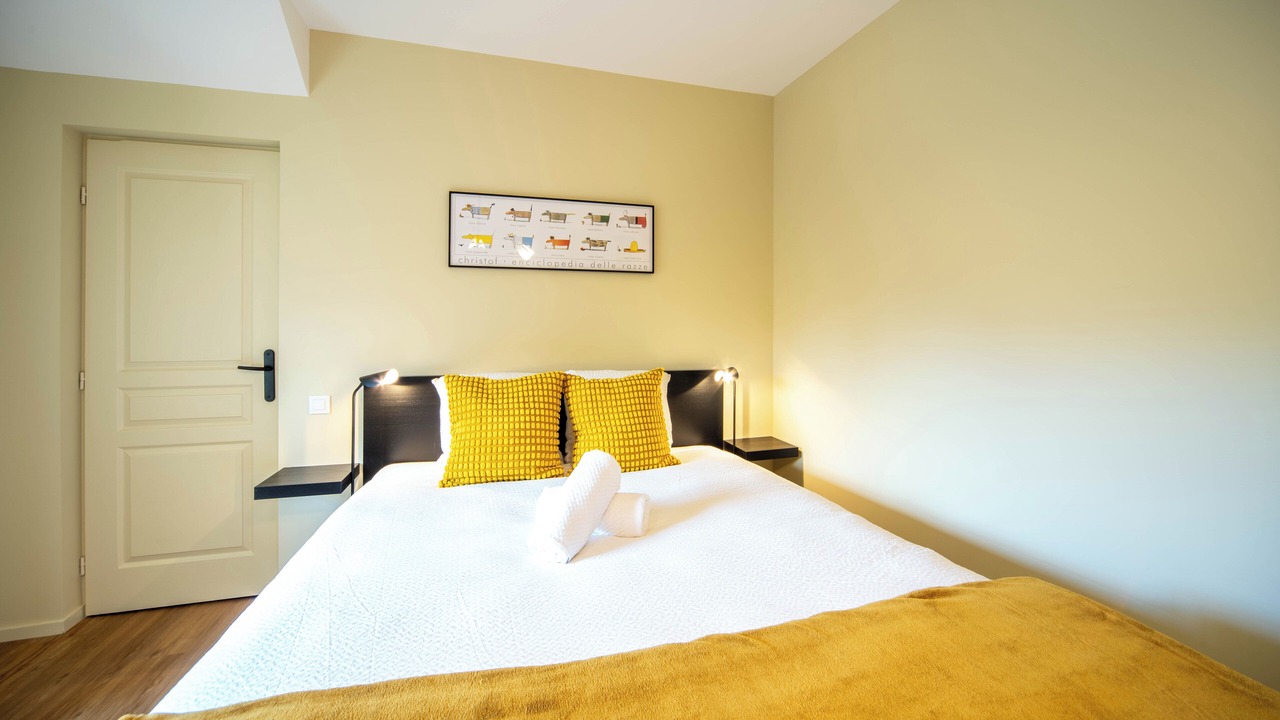 Photo of Bedroom in Dracy-le-Fort