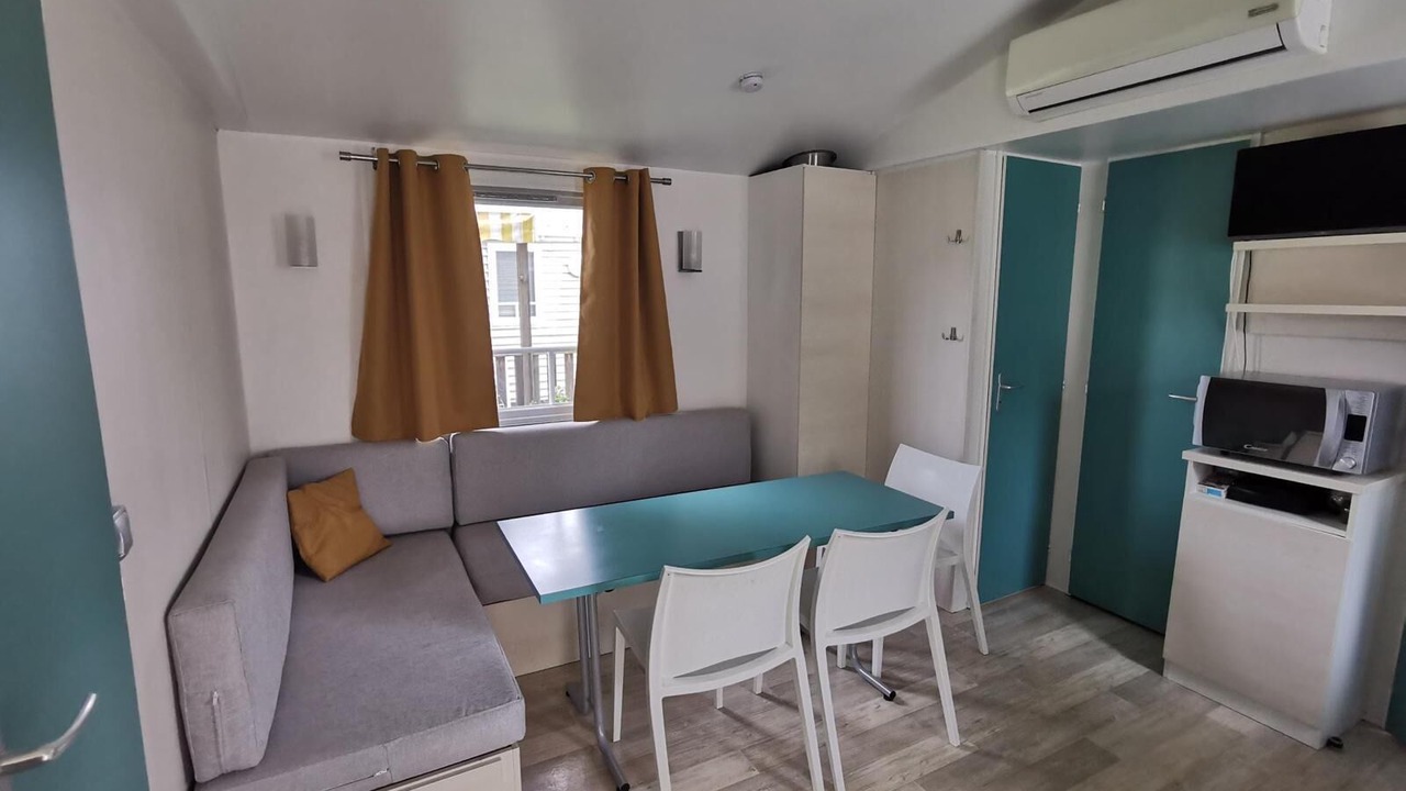 Photo of Livingroom in Chateauneuf-de-Galaure