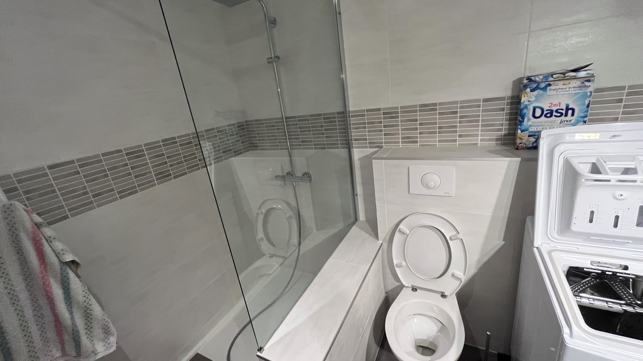 Photo of Bathroom in Le Creusot