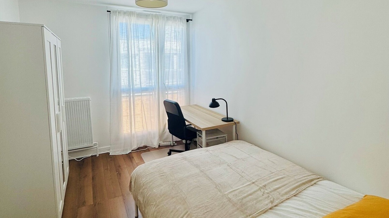 Photo of Bedroom in Breche - Prefecture