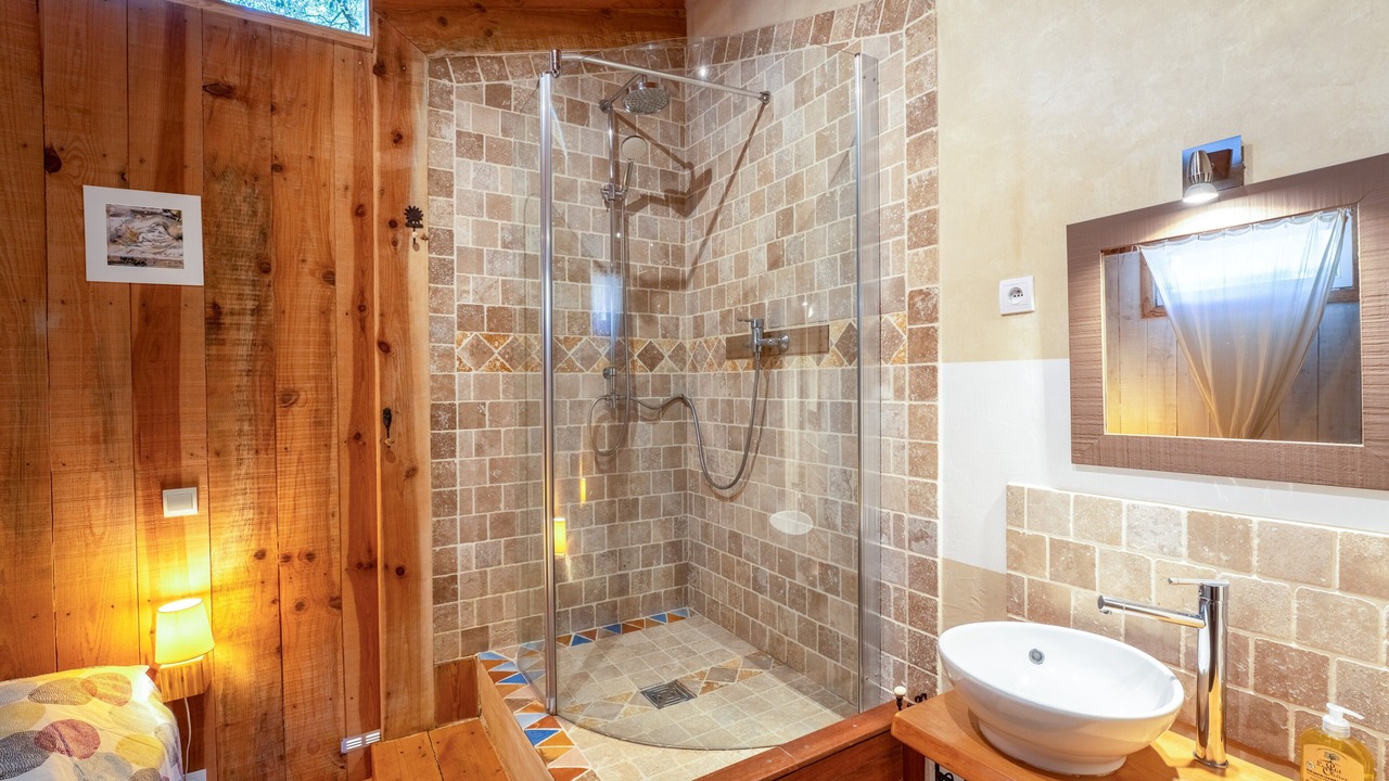 Photo of Bathroom in Bedoin