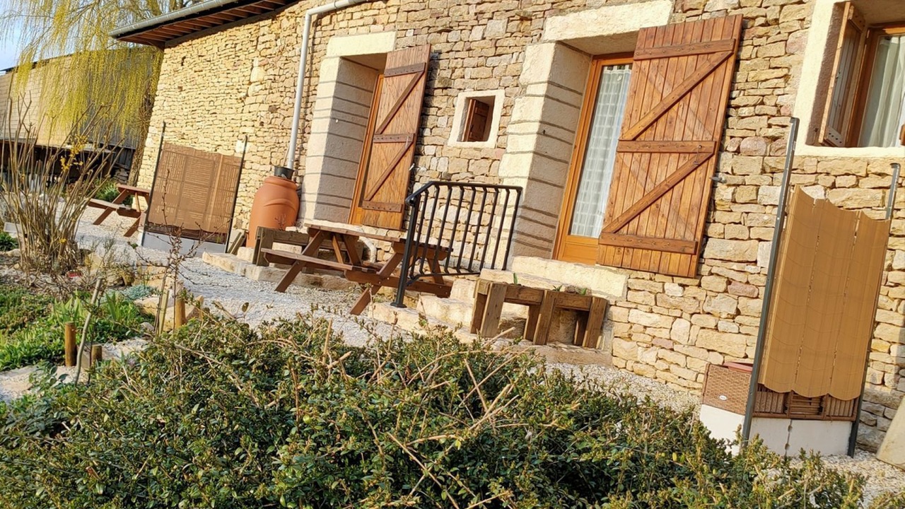 Photo of Outdoor in Montillot