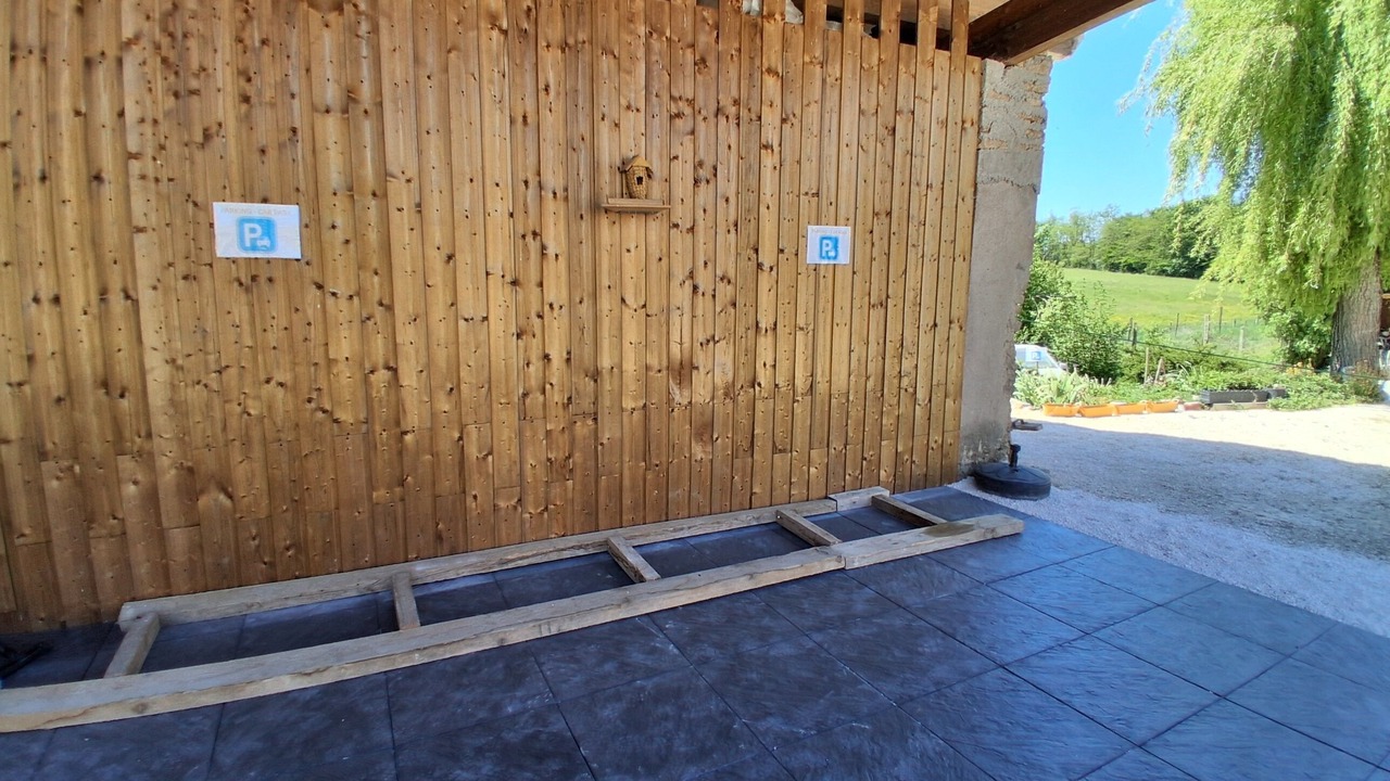 Photo of Outdoor in Montillot