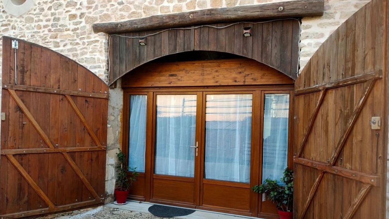 Photo of Outdoor in Montillot