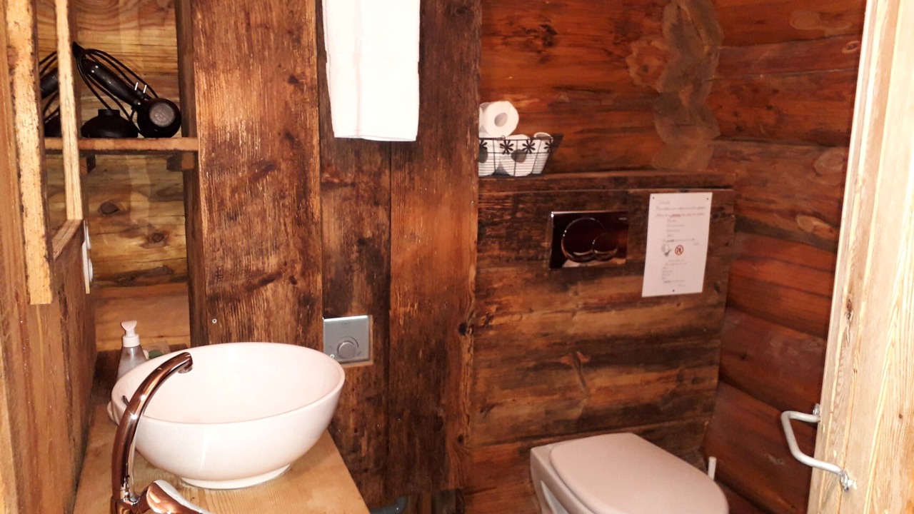 Photo of Bathroom in Collonges-sous-Saleve