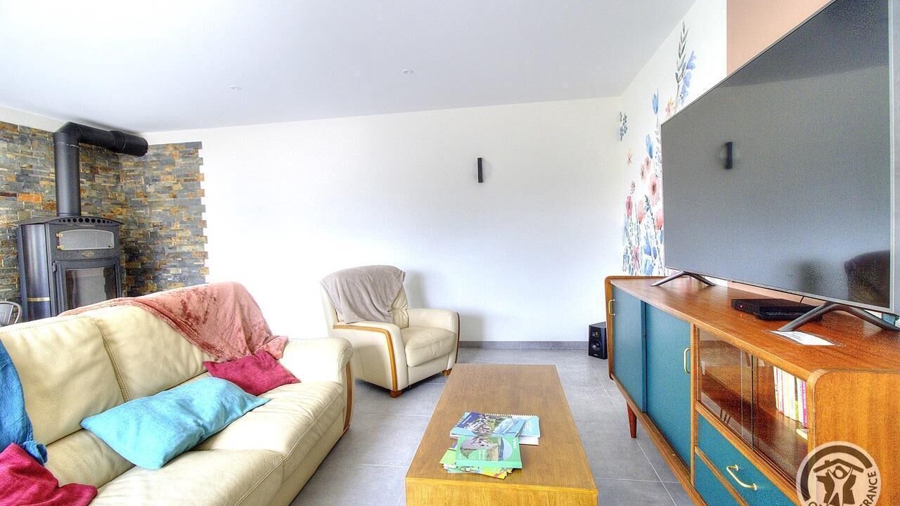 Photo of Livingroom in Chambost-Longessaigne