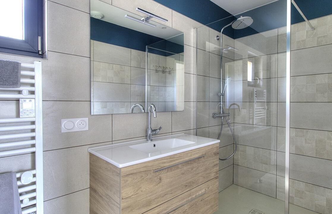 Photo of Bathroom in Chambost-Longessaigne