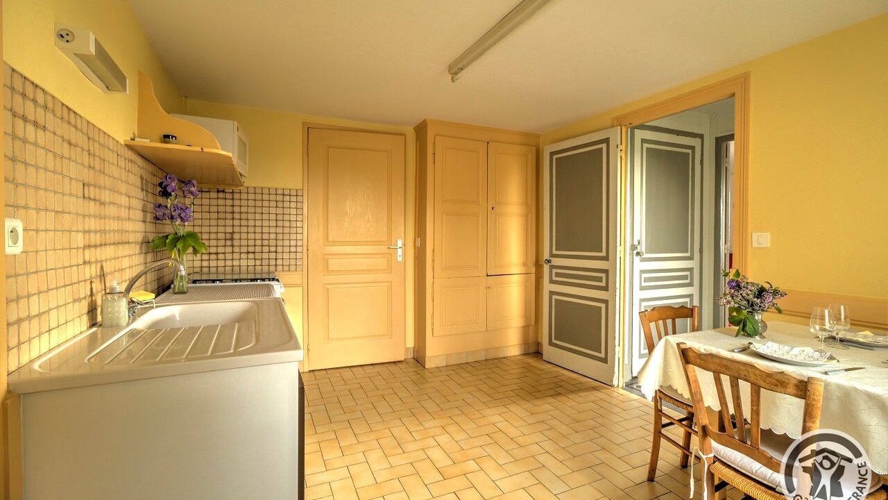 Photo of Kitchen in Regnie-Durette