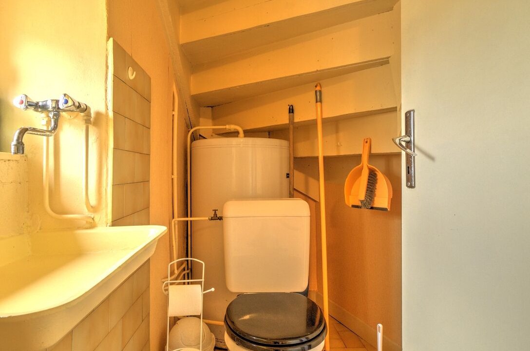 Photo of Bathroom in Regnie-Durette