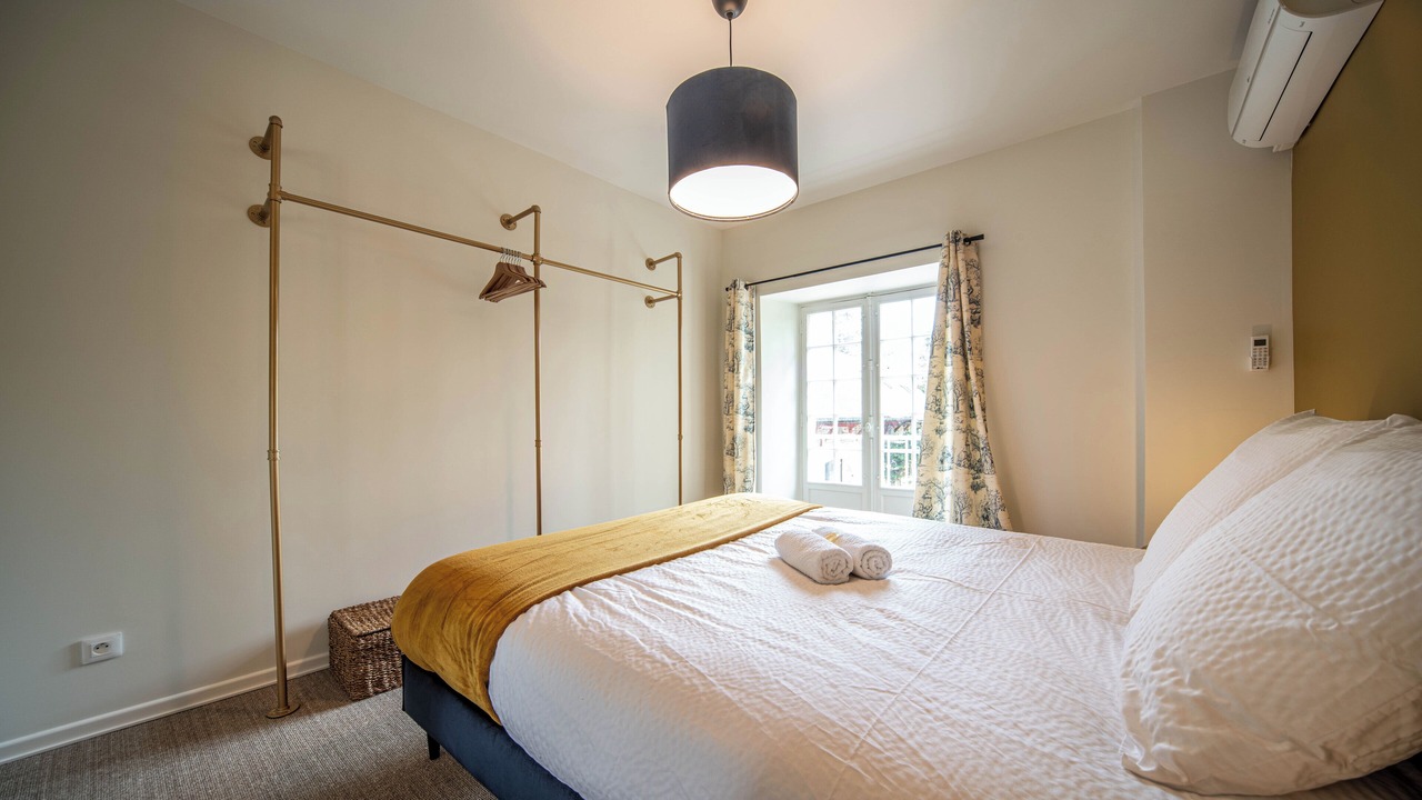 Photo of Bedroom in Dracy-le-Fort