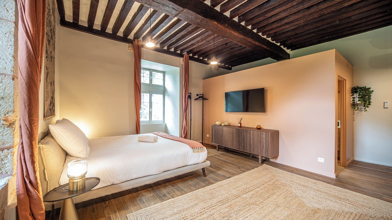 Photo of Bedroom in Dracy-le-Fort